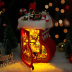 Kit de casa de muñecas de madera con forma de calcetín navideño para montar tú mismo – Luces LED y muebles incluidos | Modelo en miniatura