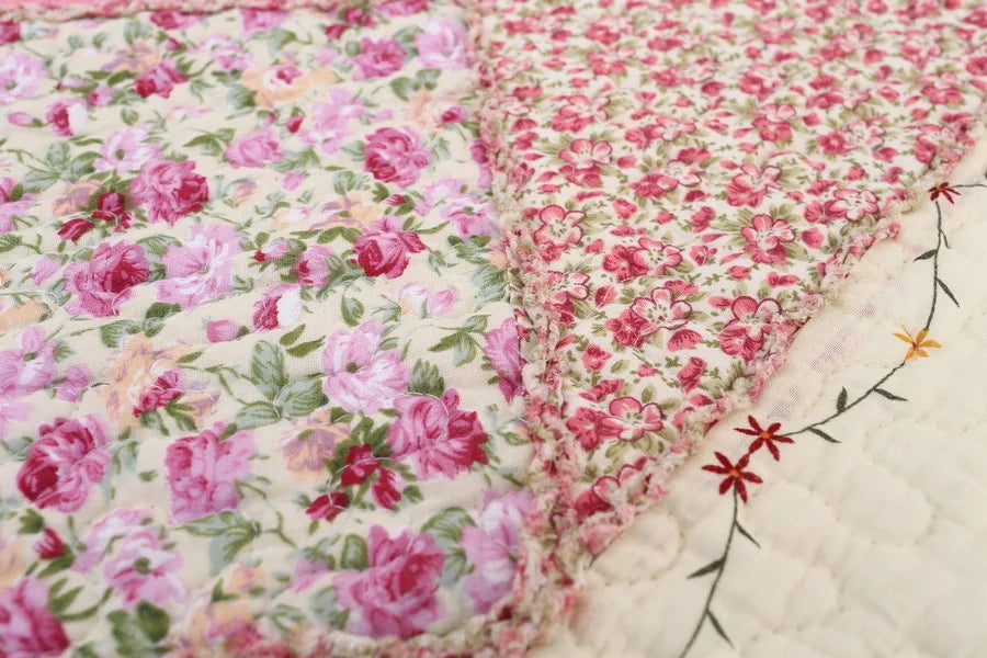 100% Cotton Quilted Sofa Cover – Anti-Slip Patchwork Floral Slipcover