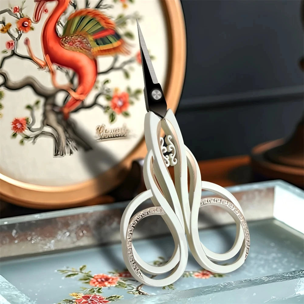 Vintage Embroidery Scissors – 11.1cm (4.37")