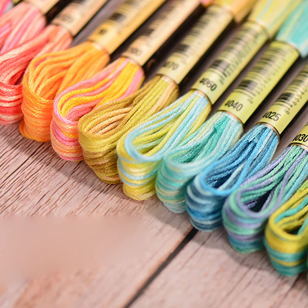 18 Colores Hilo de Bordar de Algodón – Kit de Hilos para Punto de Cruz | 8 Metros, 6 Cabos