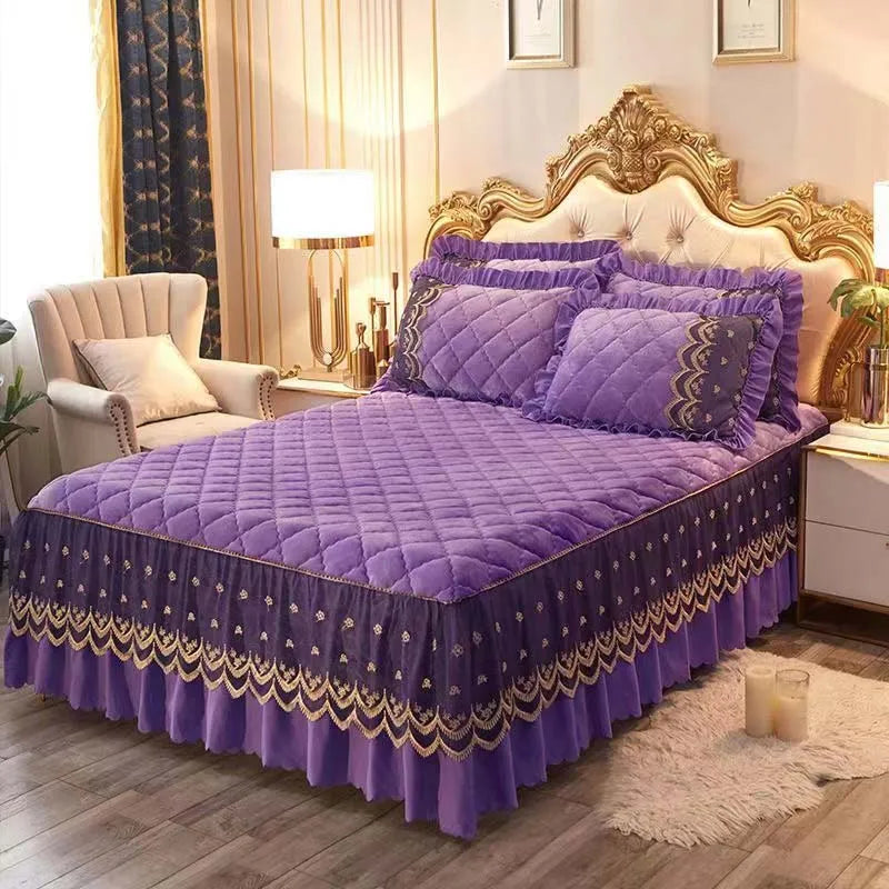 mtuove Luxury Flannel Velvet Quilted Bedspread – Lace Edge, Anti-Slip, Winter Warm Bed Cover