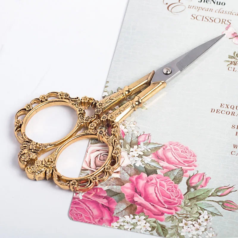 Vintage Style Sewing & Craft Scissors – Decorative Stainless Steel, 4.5"