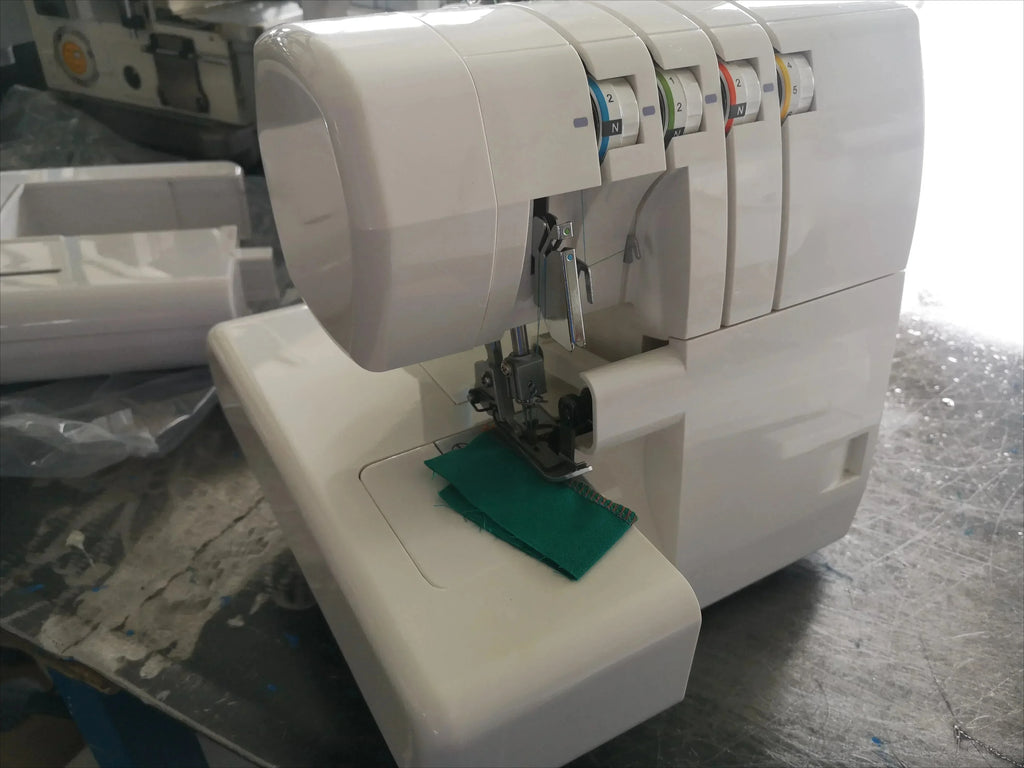ZY7022 domestic overlock sewing  machine  merrow  sewing  machine   overlock sewing machine