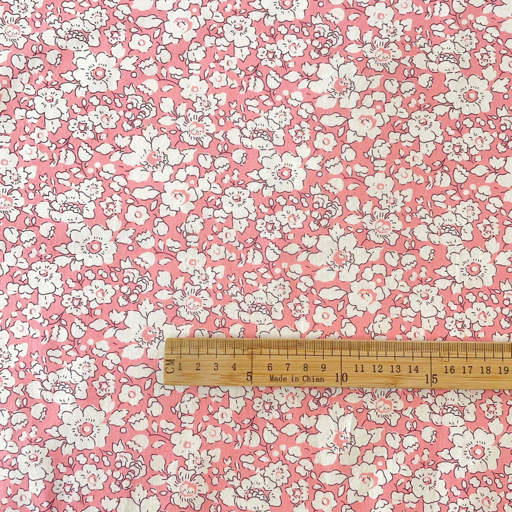 Vintage Floral Print 100% Cotton Poplin Fabric | 145cm Wide | 0.5m–5m | Quilting & Dress Sewing