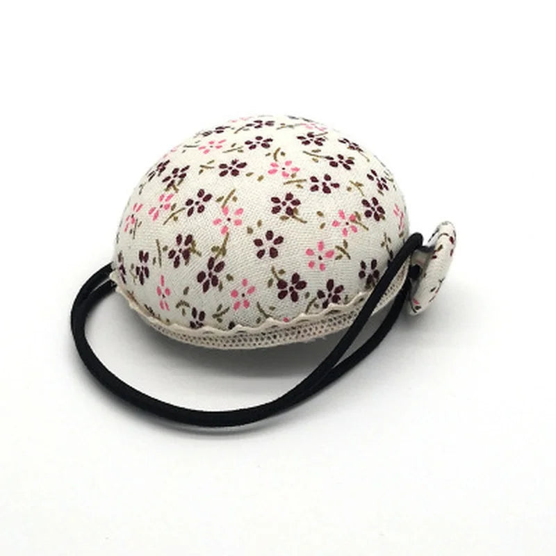 Bonito alfiletero floral – Soporte de algodón colorido para agujas y alfileres de costura | 6x6x3cm