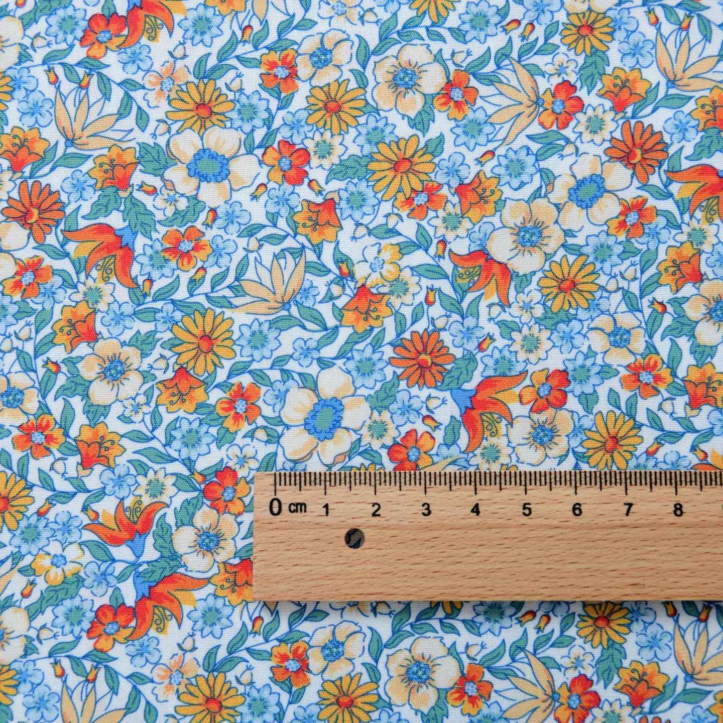 Fabric - 40 Precut Strips (6.35 X 49.78 cm) for Quilting And Sewing, 20 Floral Prints Assortment, 100% Material,