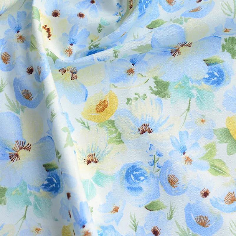 Floral Printed 100% Cotton Twill Fabric – 63" Wide, Sold by the Half Meter | Quilts, Bedding & DIY Sewing