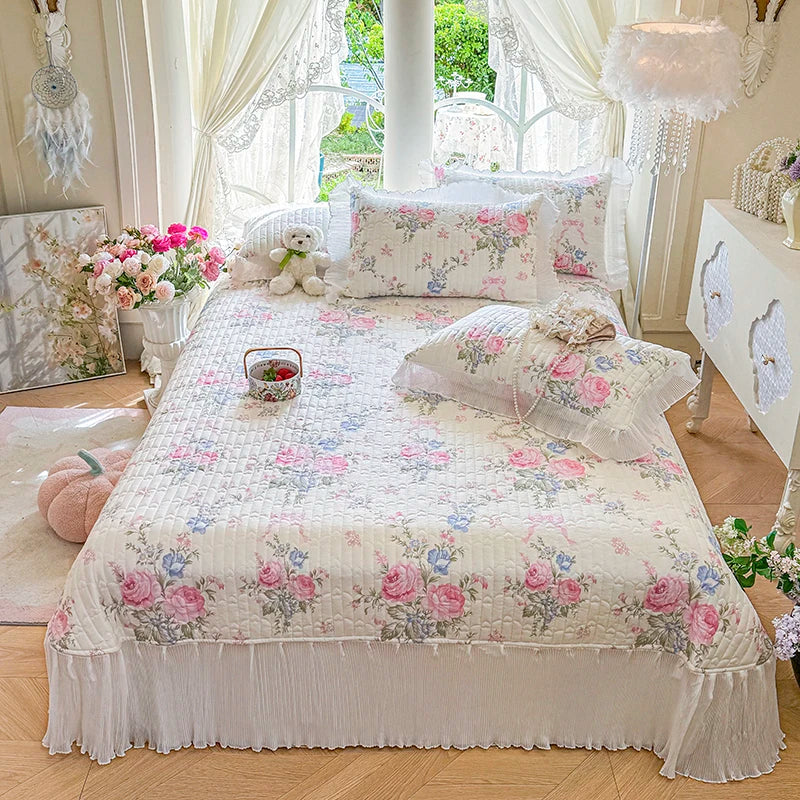 100% Cotton Quilted Bedspread – Lace Style Bed Cover | 240×245 or 265×245 cm