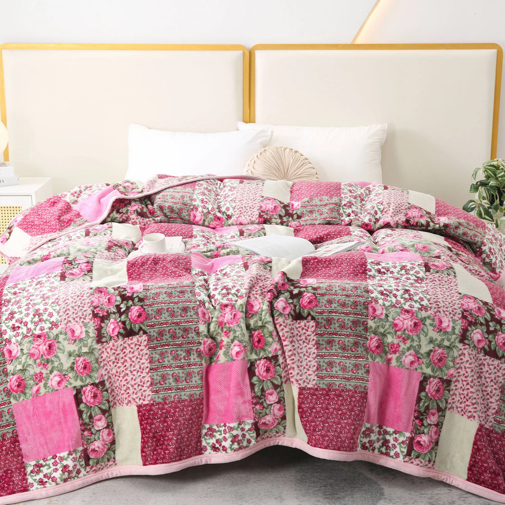 Flannel Throw Blanket – Pink Flower Plaid Patchwork Pattern | Soft & Warm | 5 Sizes