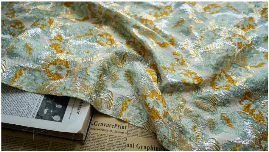 Retro Golden Floral Jacquard Fabric | Yarn-Dyed Silk-Look | 50×150cm