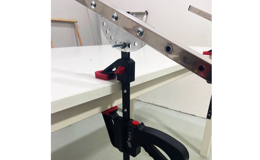 Soporte ajustable con abrazadera para bastidor de bordado y acolchado de mesa