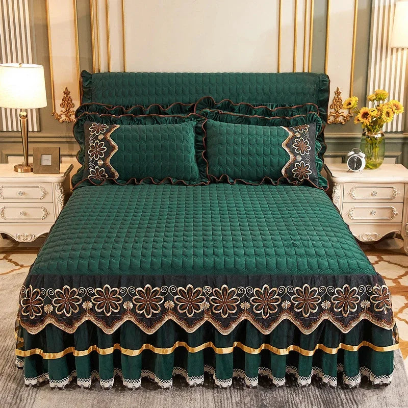 Luxury Crystal Velvet Quilted Bedspread – King & Queen Flannel Bed Skirt