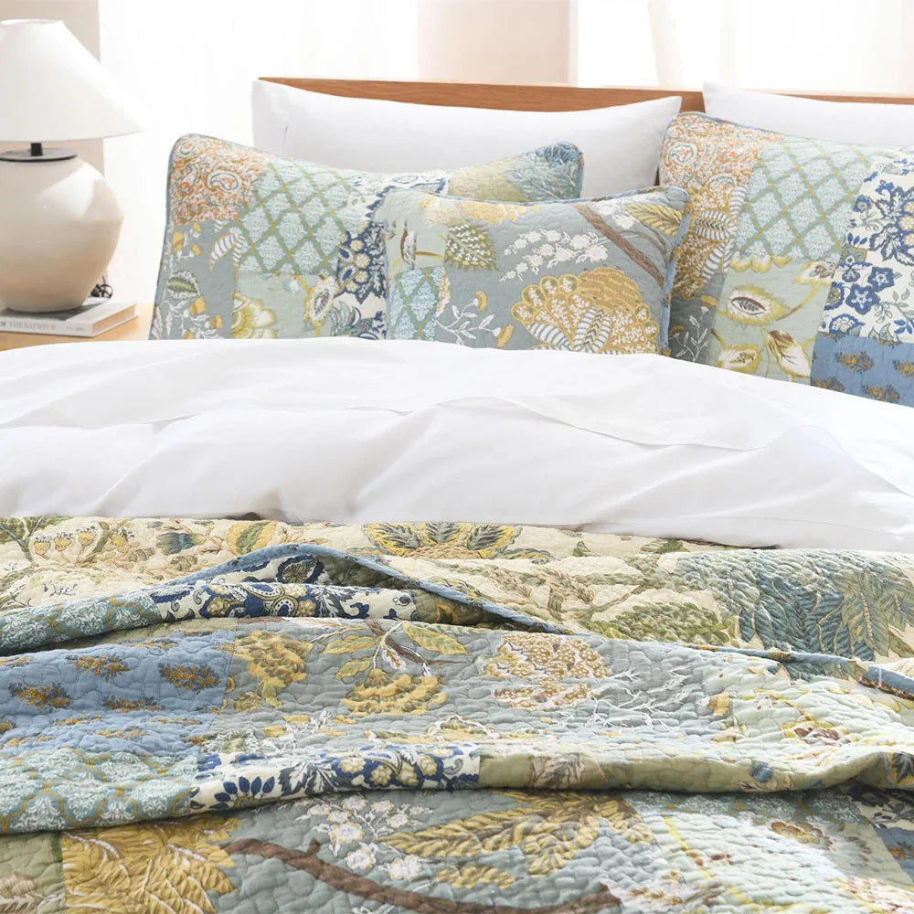 CHAUSUB Handmade Patchwork Cotton Quilt – Floral Print Bedspread, Twin to Super King