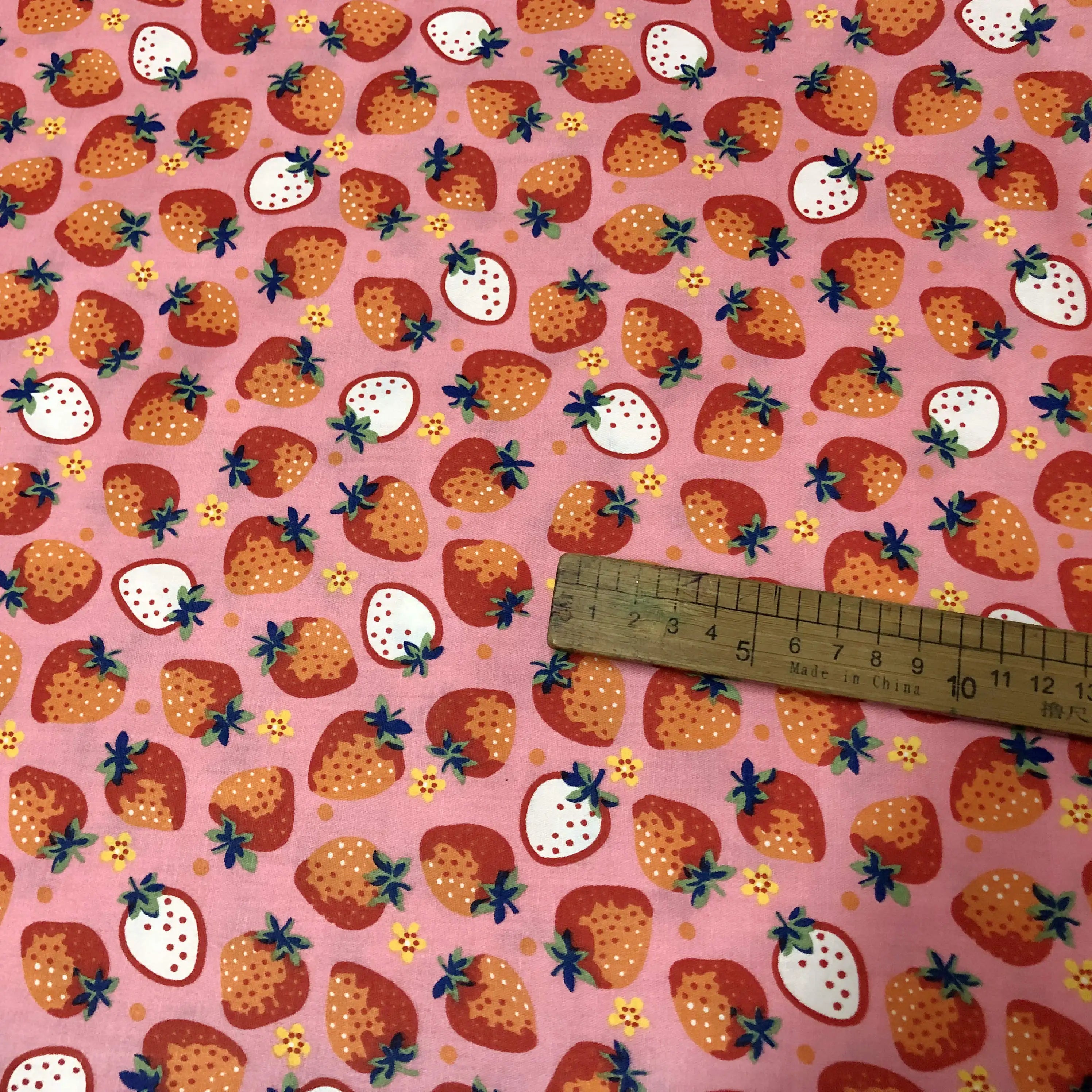 Fabric - 40 Precut Strips (6.35 X 49.78 cm) for Quilting And Sewing, 20 Floral Prints Assortment, 100% Material,