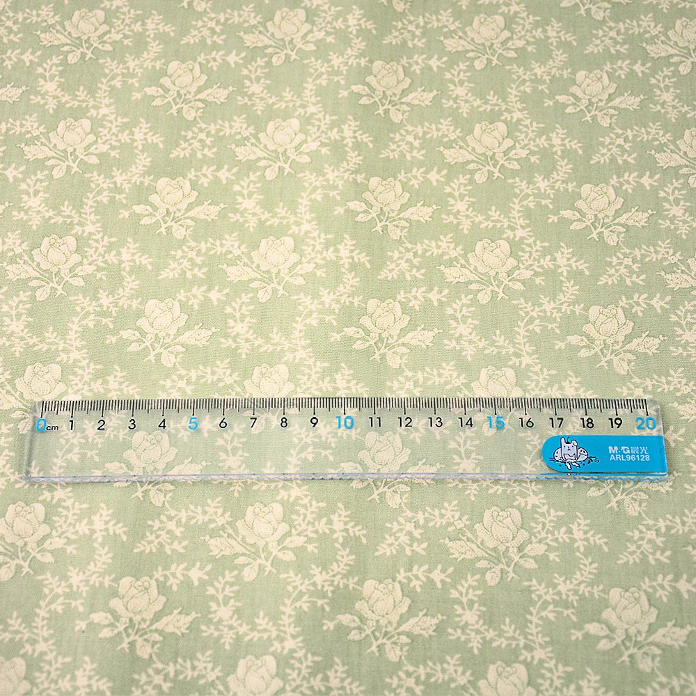 Floral Cotton Fabric - 25x45cm 100% Cotton Patchwork Fabric