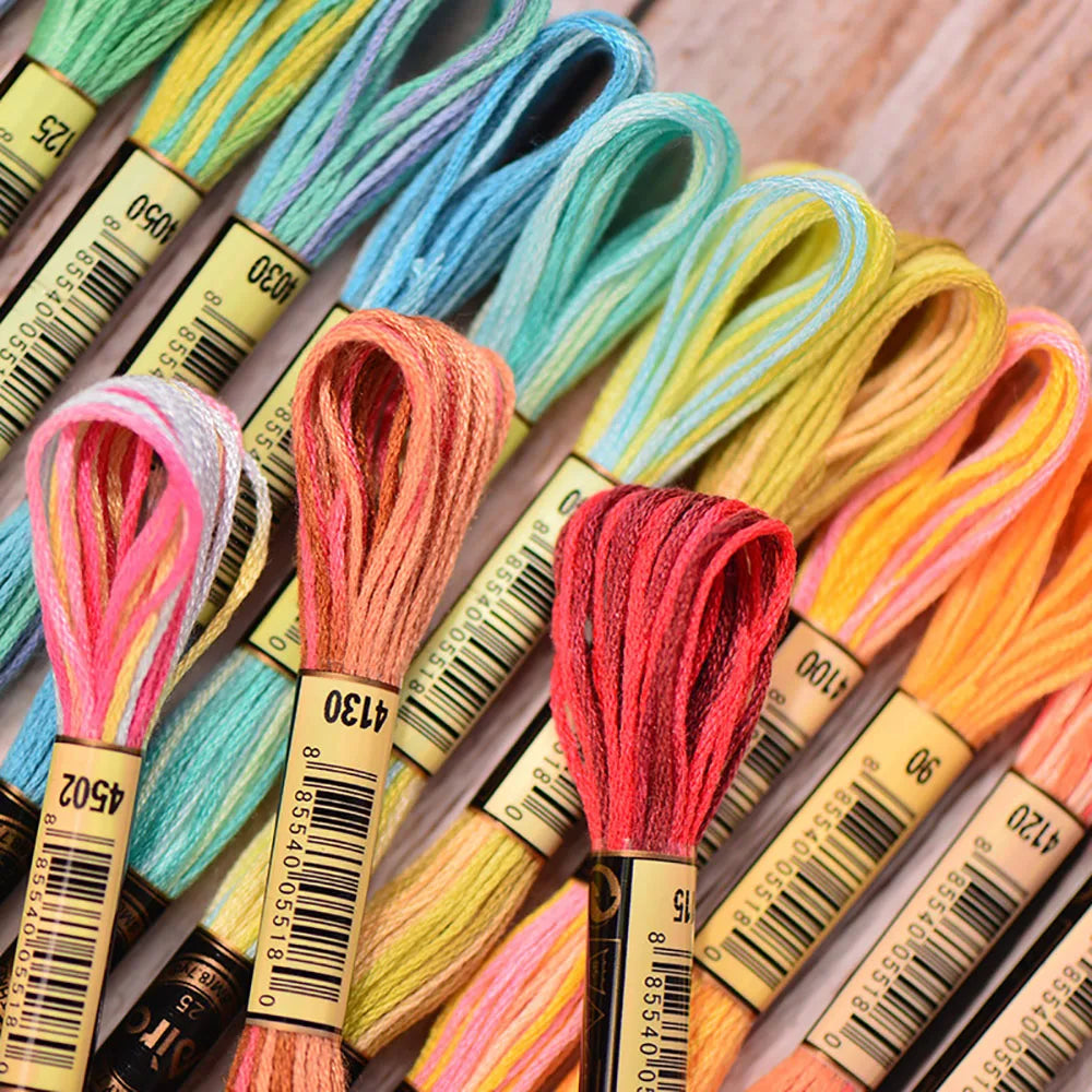18 Colores Hilo de Bordar de Algodón – Kit de Hilos para Punto de Cruz | 8 Metros, 6 Cabos