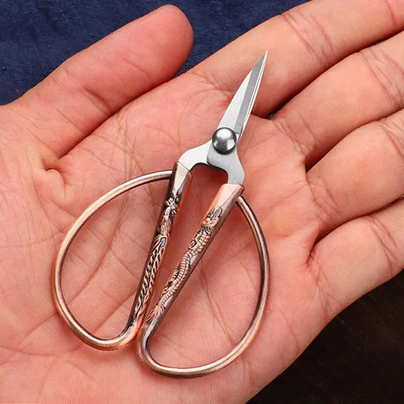 Tijeras de coser retro mini — Cortahílos de acero inoxidable vintage en 6 acabados
