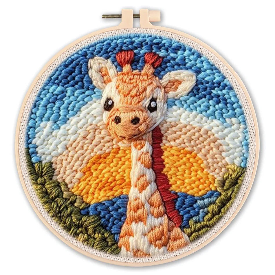 Punch Needle Embroidery Starter Kit – Animal Pattern | 20×20cm (7.8") with Hoop & Yarn