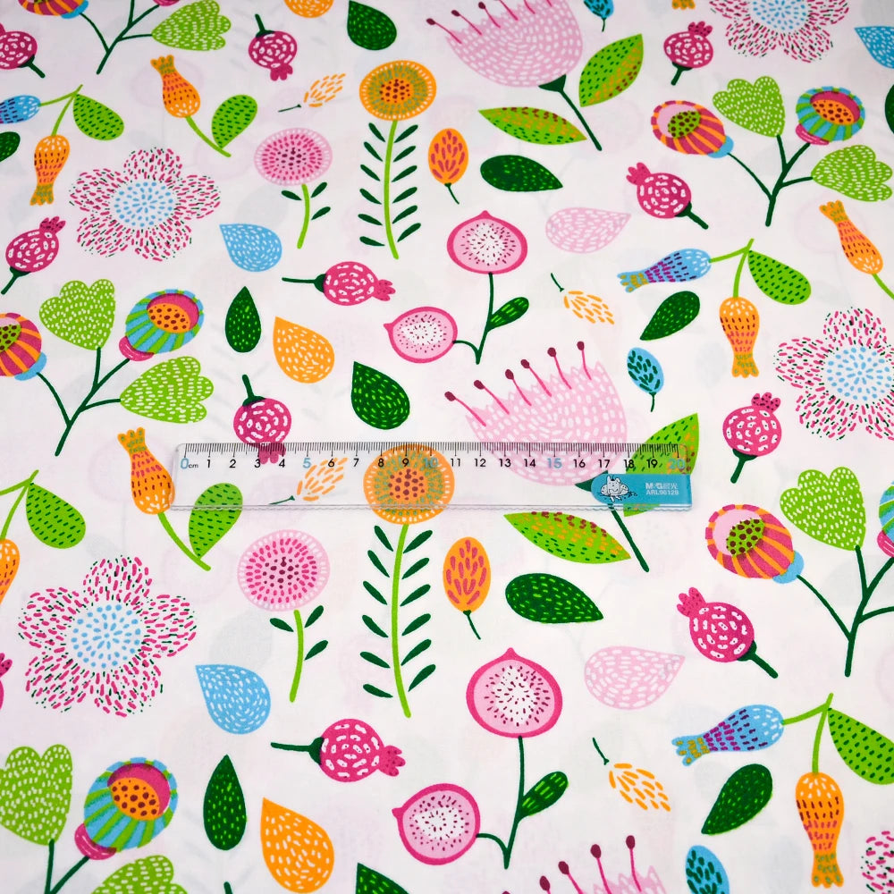 Fabric - 40 Precut Strips (6.35 X 49.78 cm) for Quilting And Sewing, 20 Floral Prints Assortment, 100% Material,