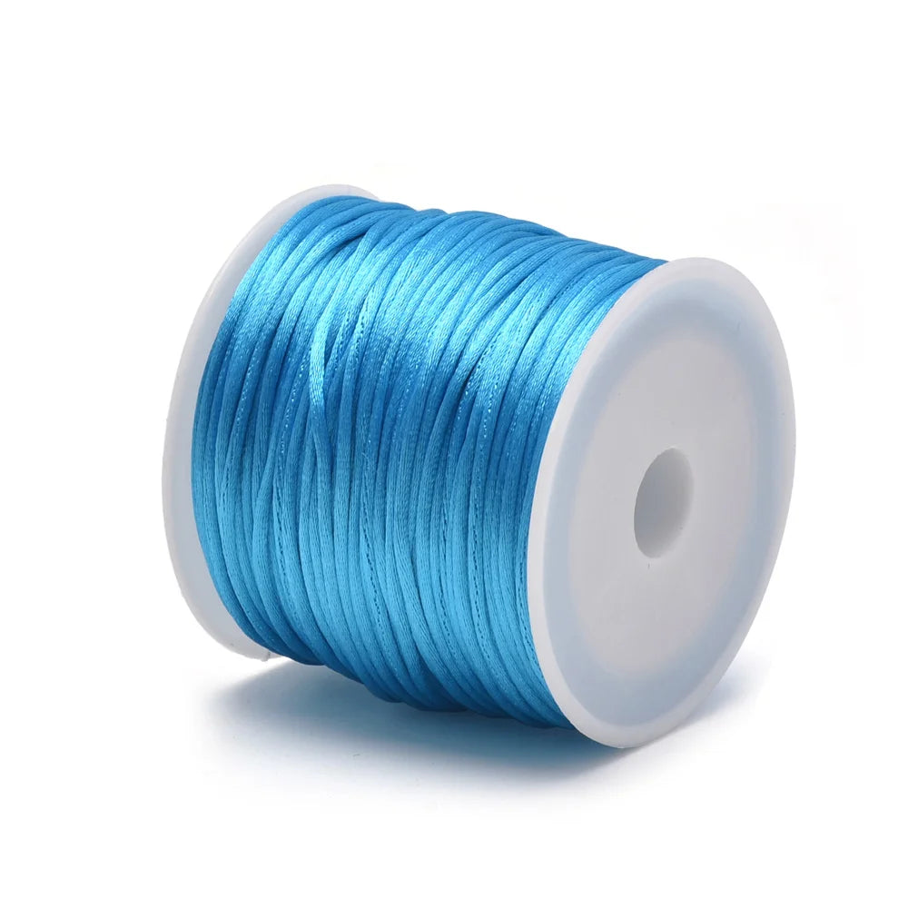 Cordón de cola de ratón satinado de 1,5 mm – Nylon, 24 yardas (22 m)