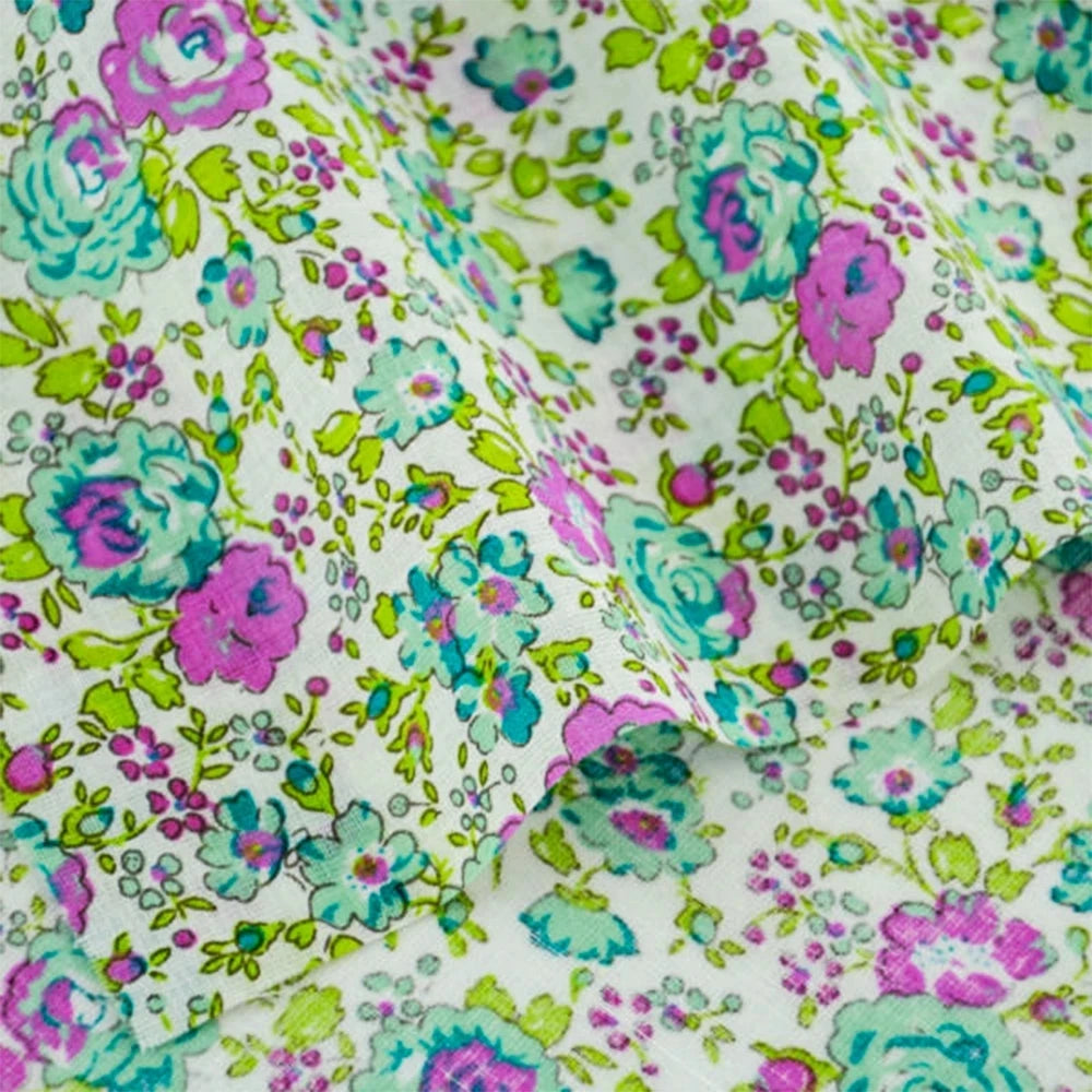 Fabric - 40 Precut Strips (6.35 X 49.78 cm) for Quilting And Sewing, 20 Floral Prints Assortment, 100% Material,