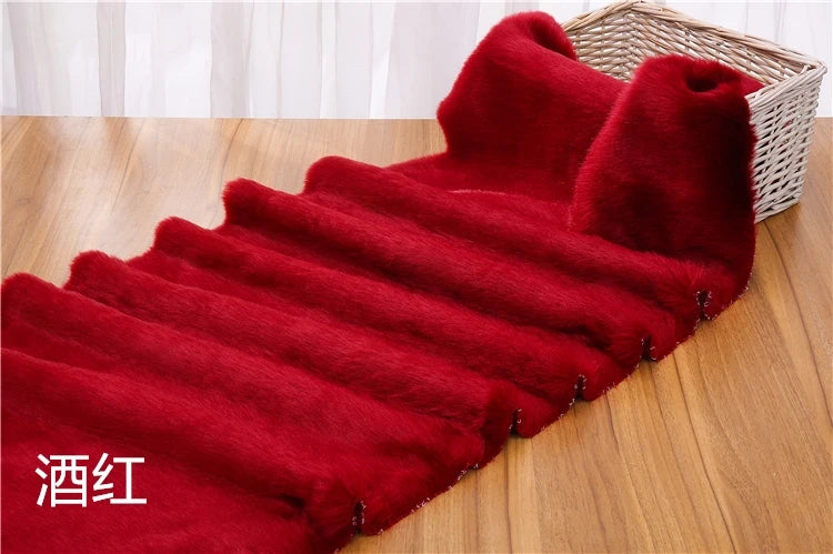 Faux Fur Plush Fabric – Thick 100% Polyester, 180cm Wide, Sold by the Meter – For Coats, Bags, Scarves & Winter Crafts