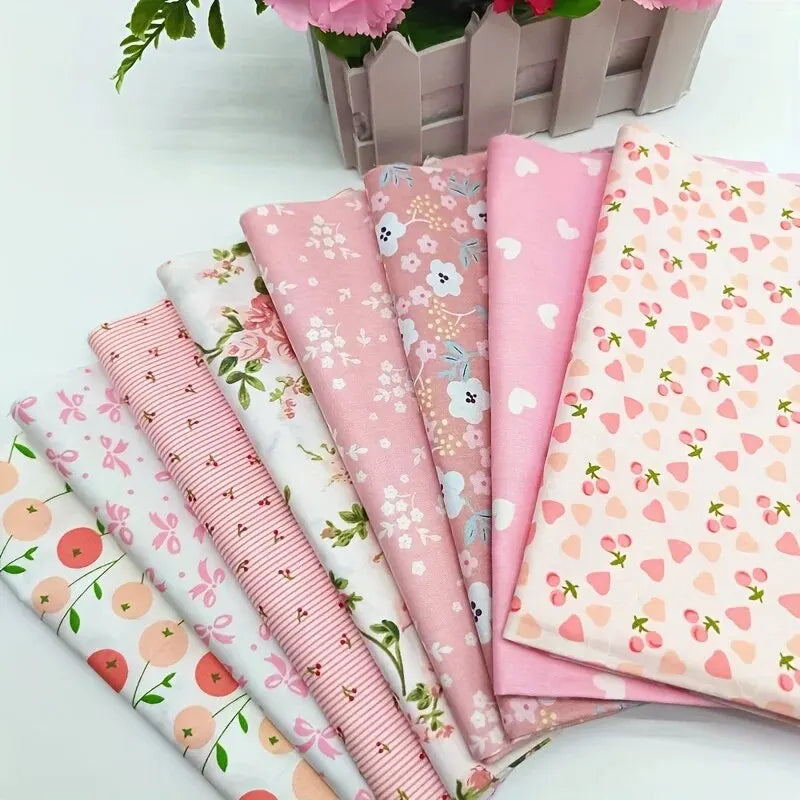 Cotton Fabric Bundle — 8 Precut Fat Quarters (25×20cm) | Floral Patchwork Prints