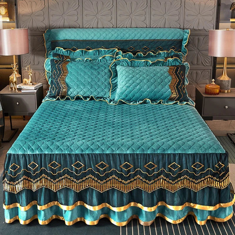 Luxury Crystal Velvet Quilted Bedspread – King & Queen Flannel Bed Skirt