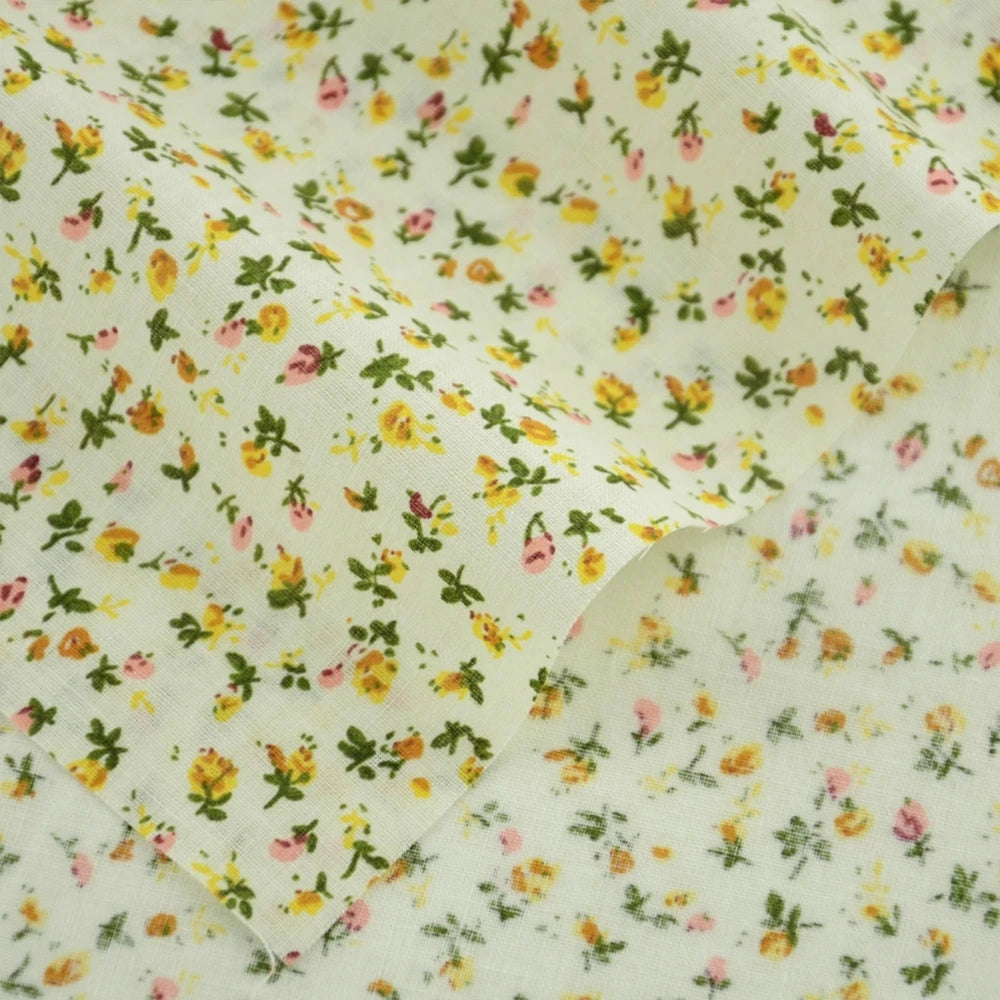 Fabric - 40 Precut Strips (6.35 X 49.78 cm) for Quilting And Sewing, 20 Floral Prints Assortment, 100% Material,