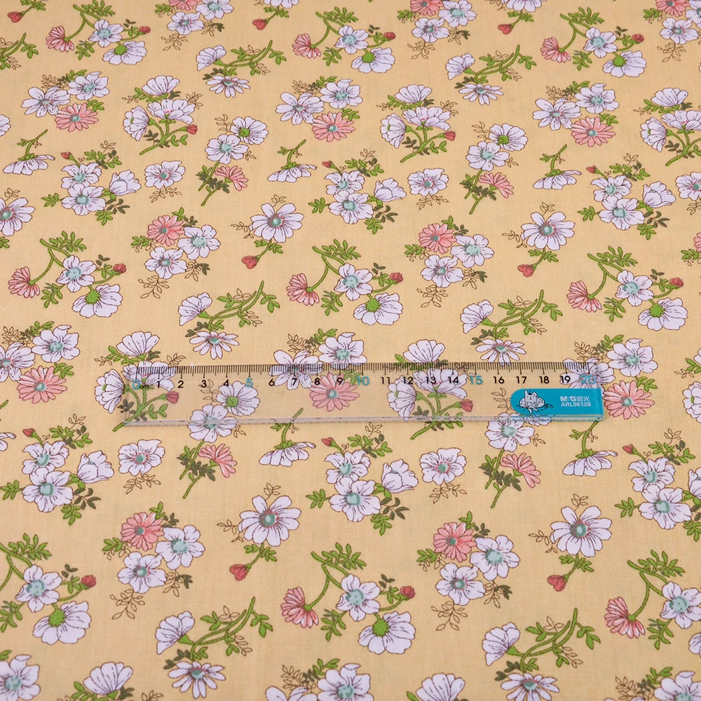 Fabric - 40 Precut Strips (6.35 X 49.78 cm) for Quilting And Sewing, 20 Floral Prints Assortment, 100% Material,