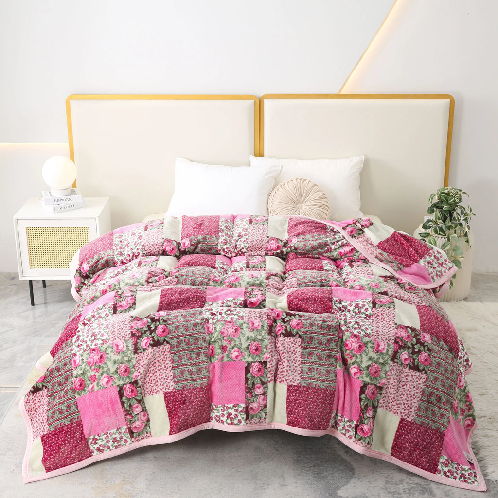 Flannel Throw Blanket – Pink Flower Plaid Patchwork Pattern | Soft & Warm | 5 Sizes