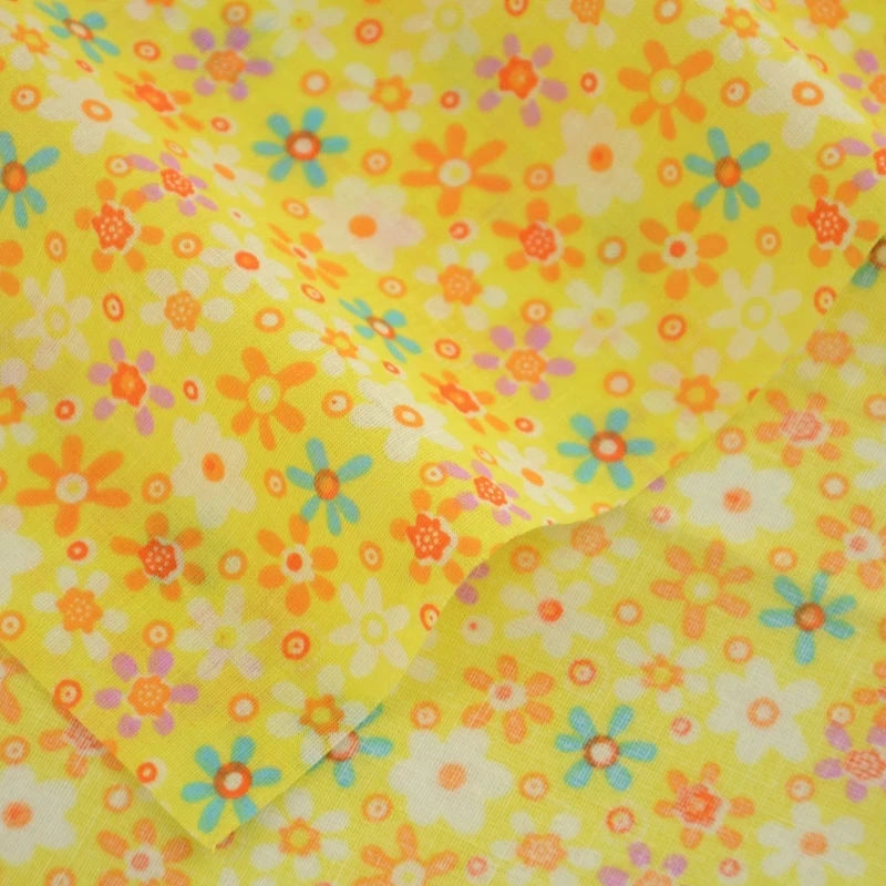 Fabric - 40 Precut Strips (6.35 X 49.78 cm) for Quilting And Sewing, 20 Floral Prints Assortment, 100% Material,