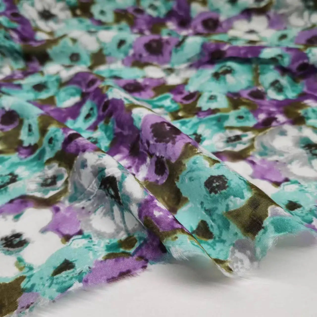Fabric - 40 Precut Strips (6.35 X 49.78 cm) for Quilting And Sewing, 20 Floral Prints Assortment, 100% Material,