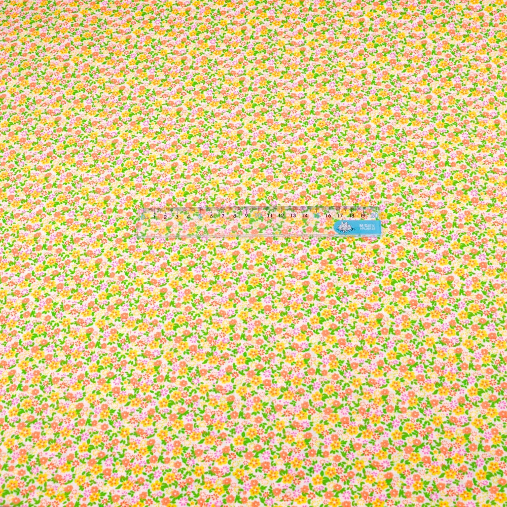 Floral Print 100% Cotton Quilting Fabric – 150cm Wide, 90g/m² | Patchwork, Baby Sewing & DIY Crafts